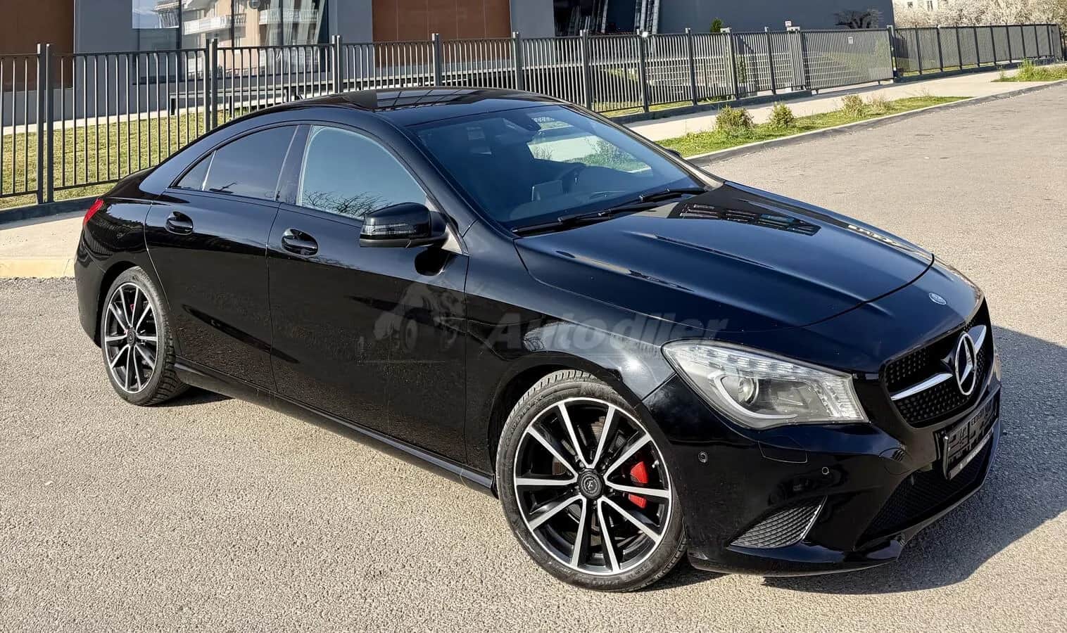 Mercedes Benz - CLA 220 - AMG