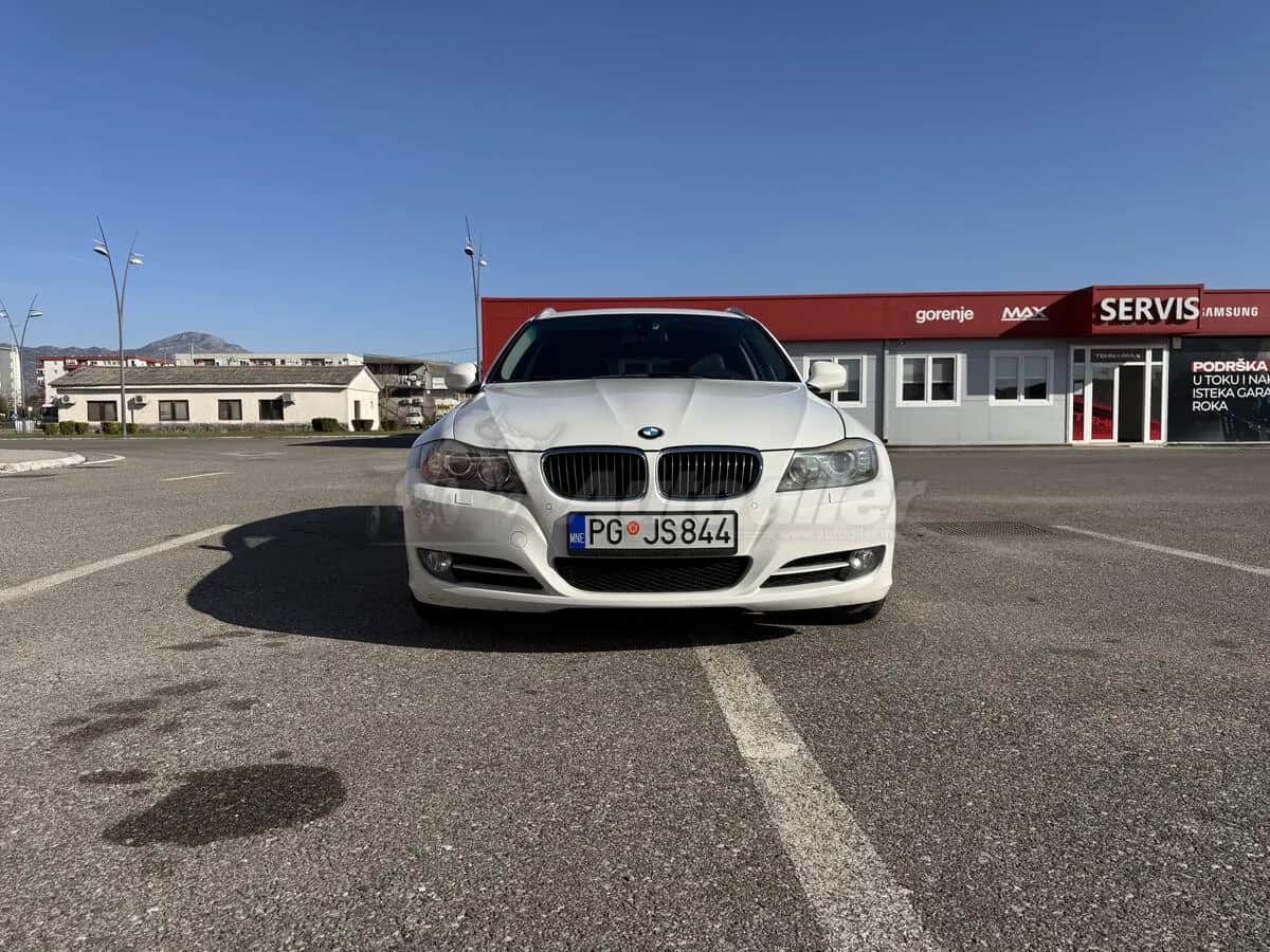 BMW - 320 - e91