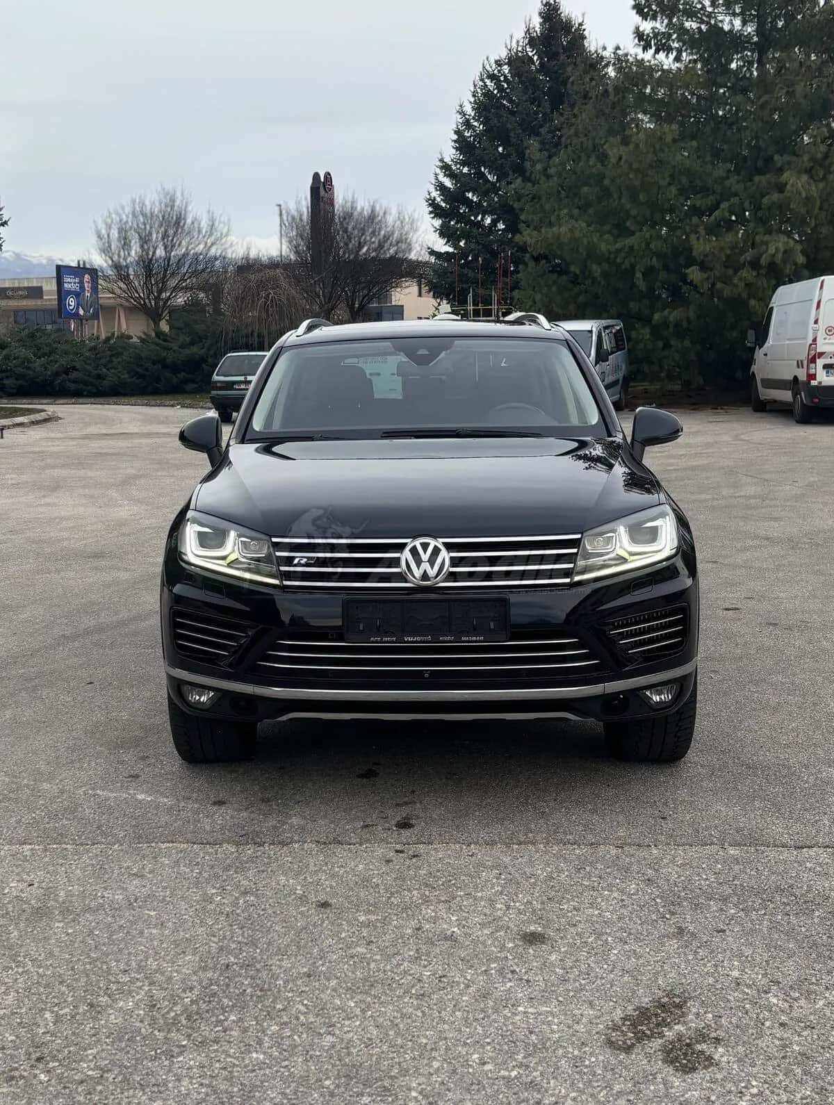 Volkswagen - Touareg - R line