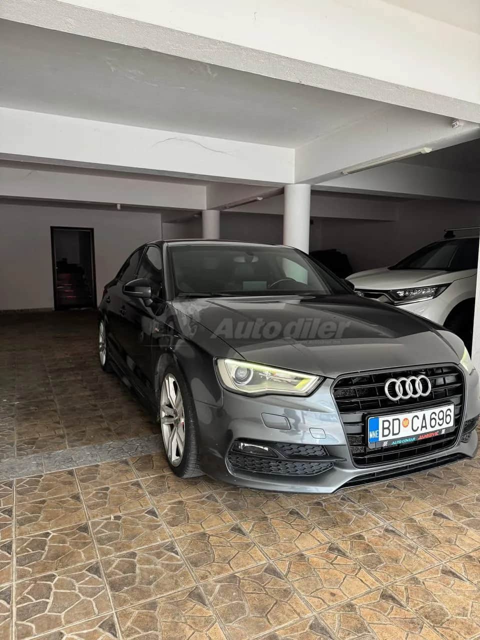 Audi - A3 - 1.4 TFSI 3 x S - LINE
